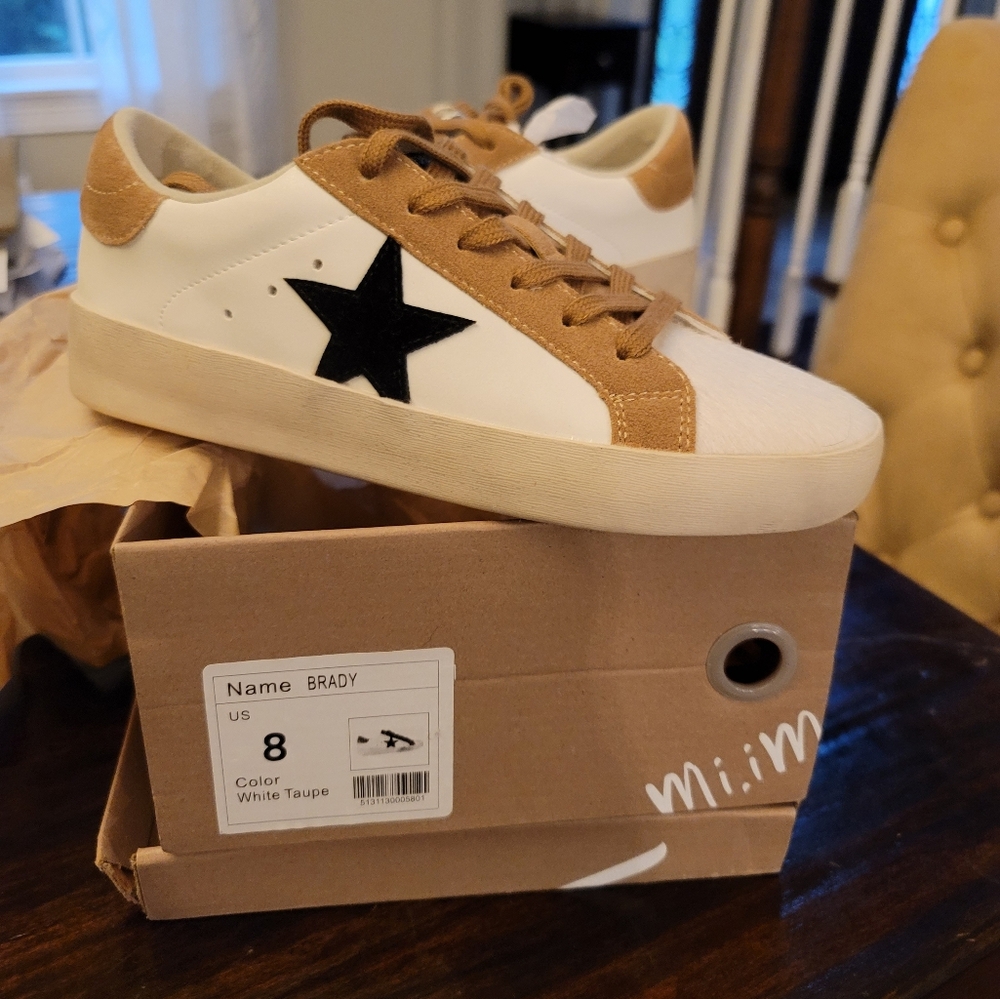 Mi.iM Brady Rubber Sole Lace-up Leather Suede Star Sneakers